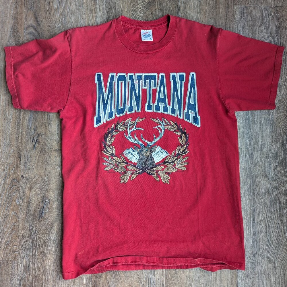 Vintage Mens made in USA Jerzees red Montana deer shirt size large